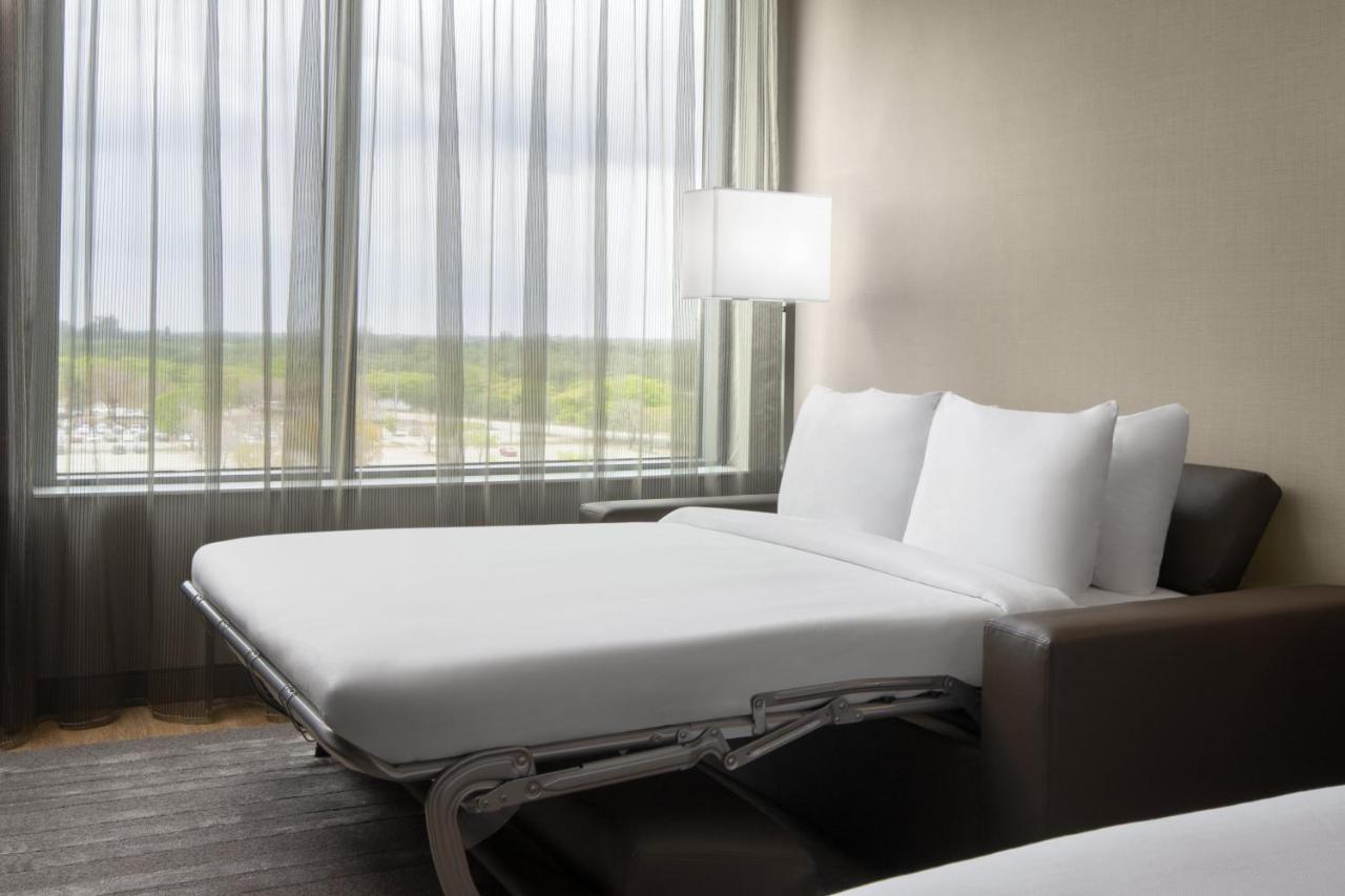 Ac Hotel By Marriott Fort Lauderdale Sawgrass Mills Сънрайз Екстериор снимка