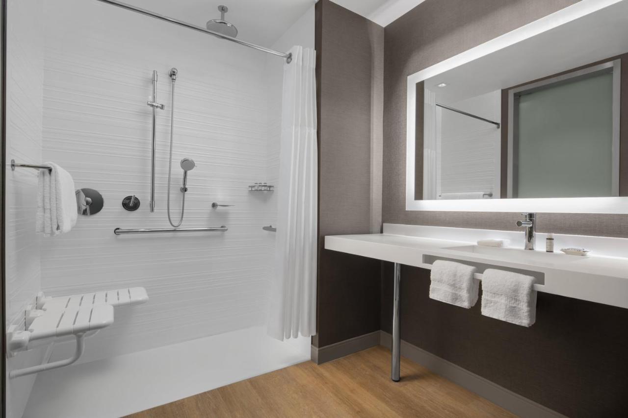 Ac Hotel By Marriott Fort Lauderdale Sawgrass Mills Сънрайз Екстериор снимка